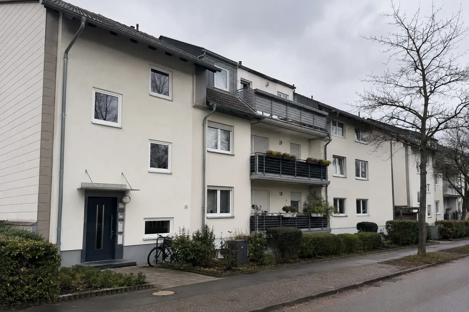 Mehrfamilienhaus in Saarbrücken beim Erstgespräch zur Vermietung