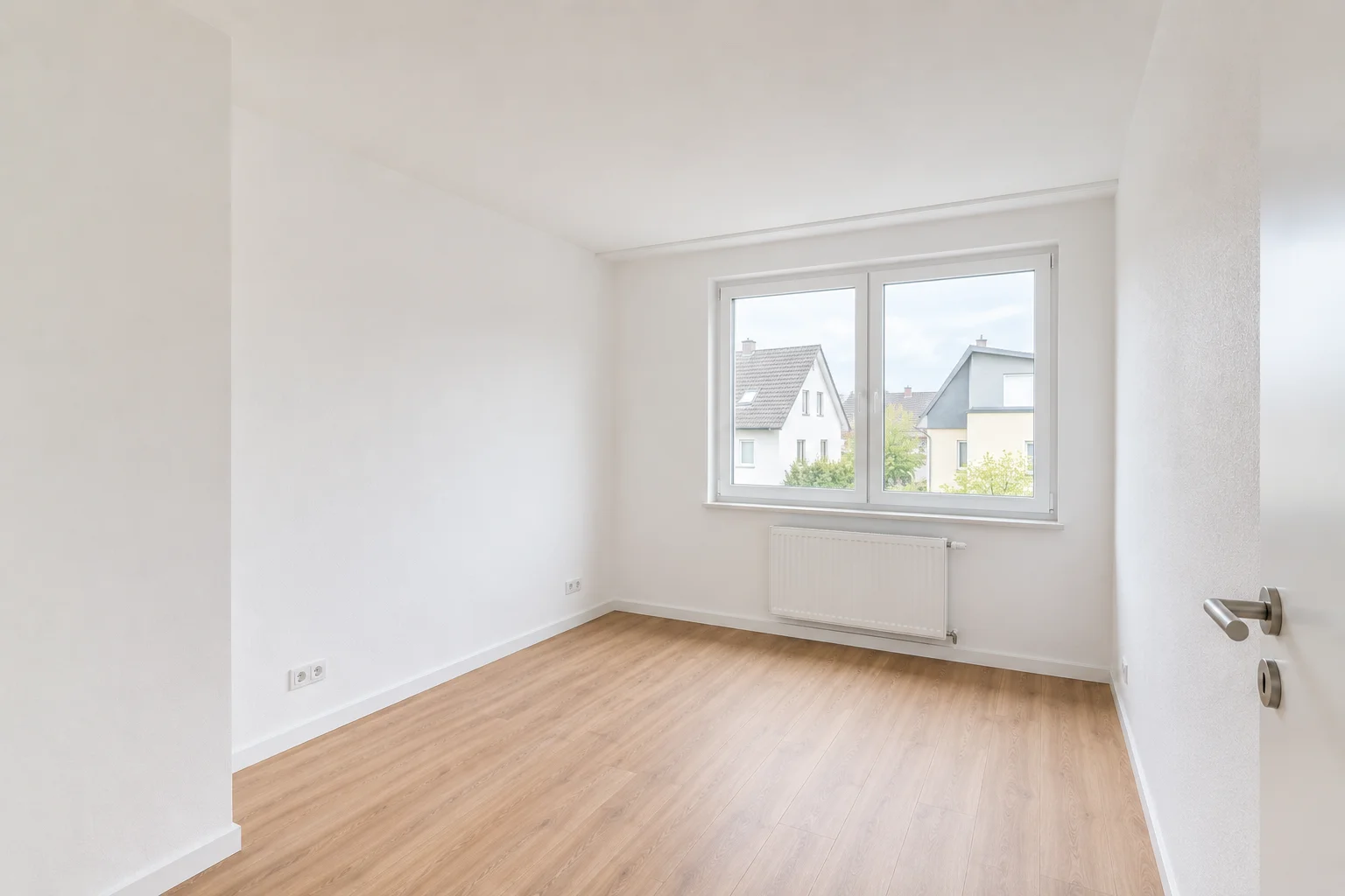 Frisch saniertes Zimmer einer Immobilie in Saarbrücken bei der Wertermittlung